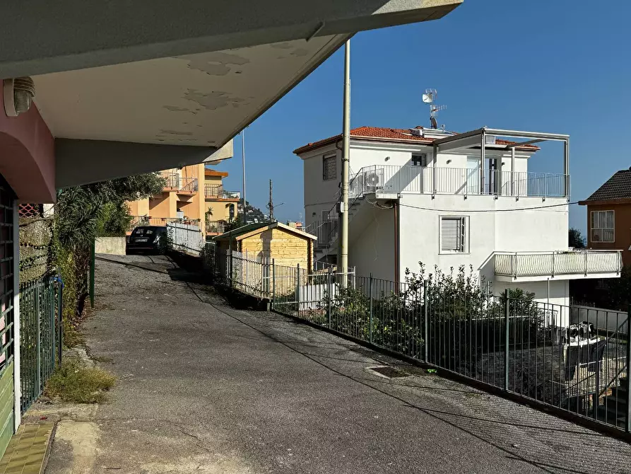 Immagine 23 di Appartamento in vendita  in Via San Domenico a Pietra Ligure
