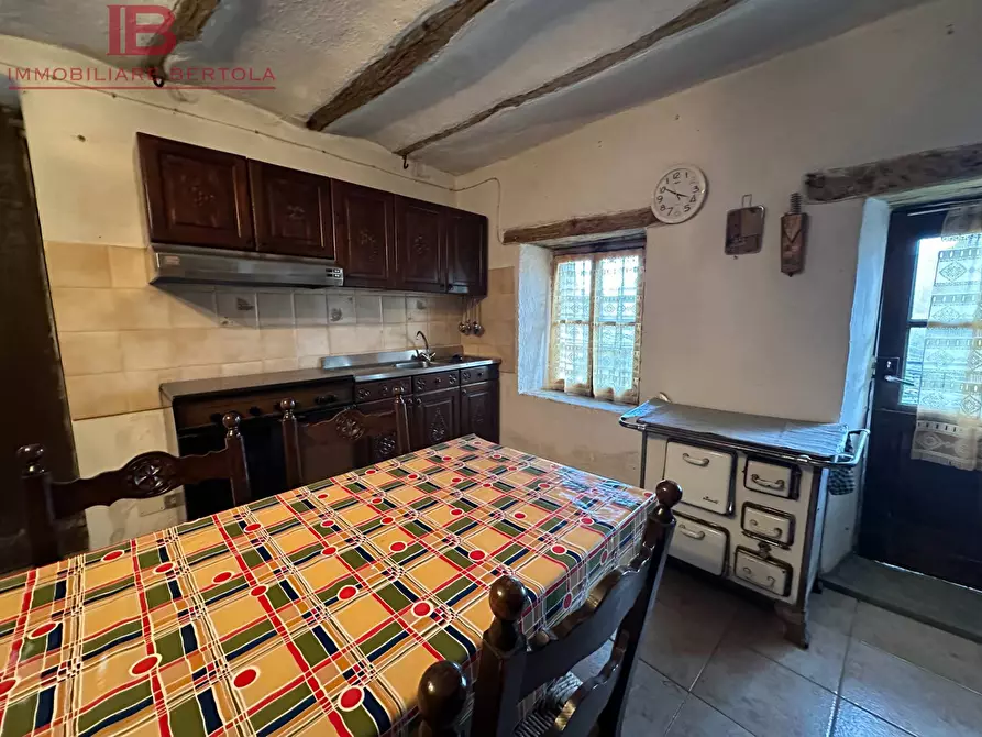 Immagine 12 di Baita in vendita  in frazione frise a Monterosso Grana