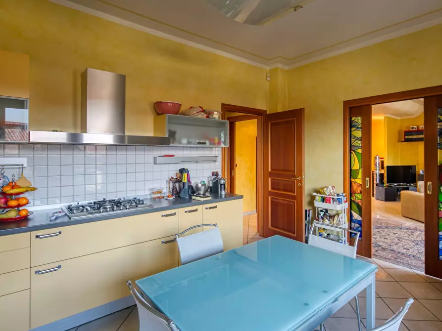 Immagine 9 di Appartamento in vendita  in Via Martiri Della Liberta' a Torino