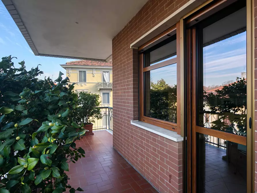 Immagine 11 di Appartamento in vendita  in Via Martiri Della Liberta' a Torino