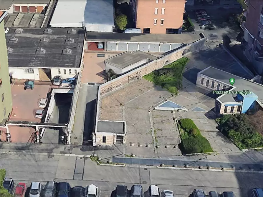 Immagine 4 di Attività commerciale in vendita  in VIA CAMPIGLIA a Torino