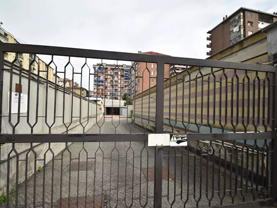 Immagine 8 di Attività commerciale in vendita  in VIA CAMPIGLIA a Torino