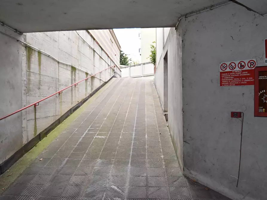 Immagine 14 di Attività commerciale in vendita  in VIA CAMPIGLIA a Torino