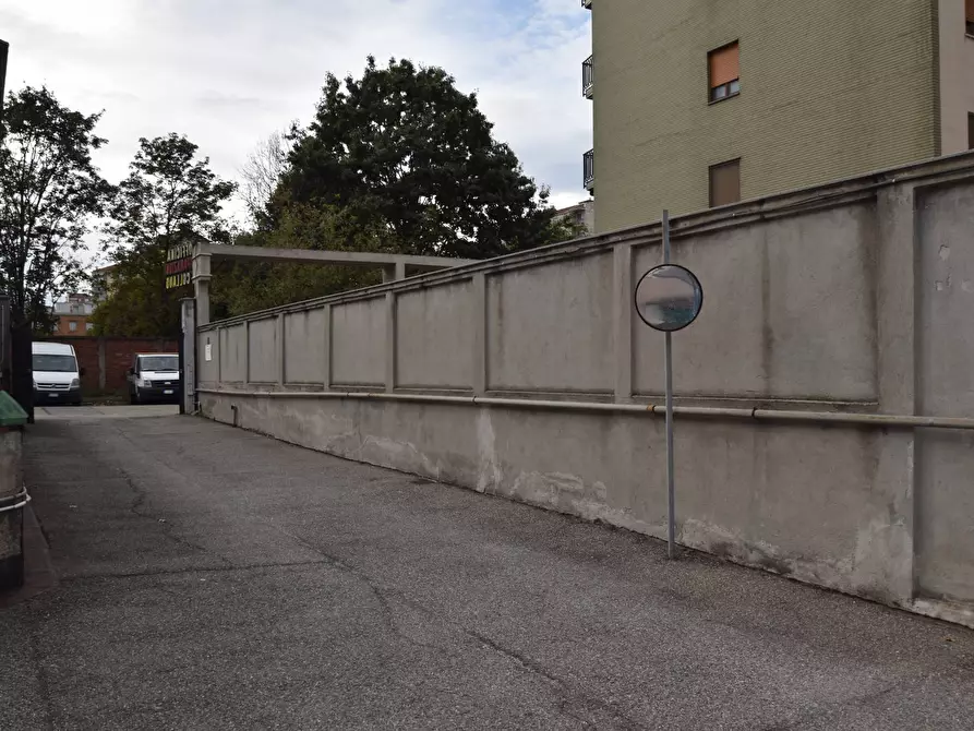 Immagine 17 di Attività commerciale in vendita  in VIA CAMPIGLIA a Torino