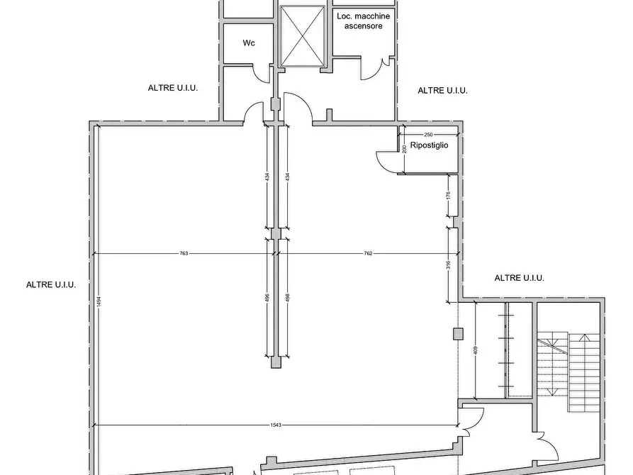 Immagine 19 di Locale commerciale in affitto  in Via Bruere a Rivoli