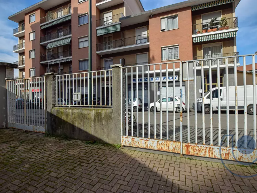 Immagine 17 di Appartamento in vendita  in Viale Don Bosco a Chieri