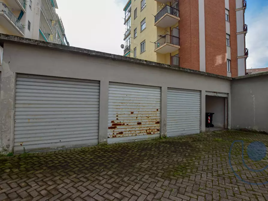 Immagine 18 di Appartamento in vendita  in Viale Don Bosco a Chieri