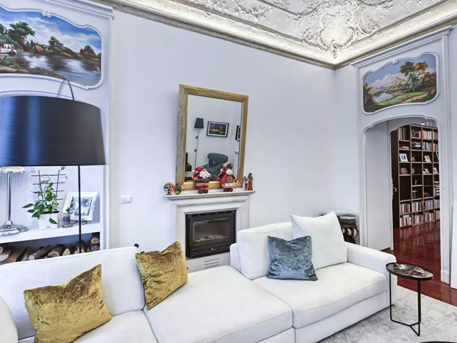 Immagine 12 di Appartamento in vendita  in via Garibaldi a Torino