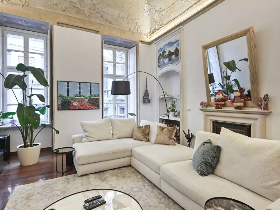 Immagine 8 di Appartamento in vendita  in via Garibaldi a Torino