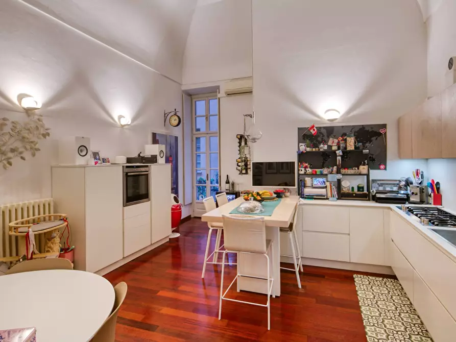 Immagine 15 di Appartamento in vendita  in via Garibaldi a Torino