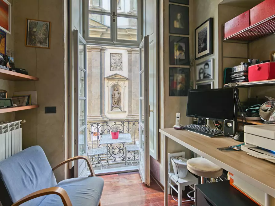 Immagine 21 di Appartamento in vendita  in via Garibaldi a Torino