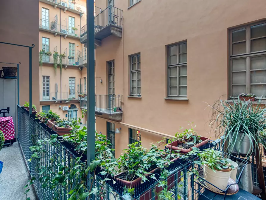 Immagine 19 di Appartamento in vendita  in via Garibaldi a Torino