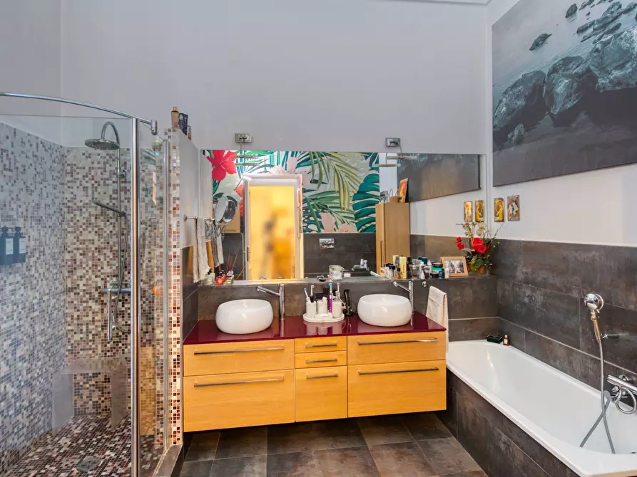 Immagine 30 di Appartamento in vendita  in via Garibaldi a Torino