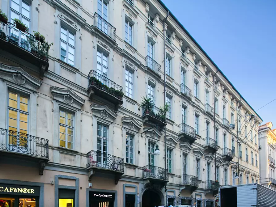 Immagine 1 di Appartamento in vendita  in via Garibaldi a Torino