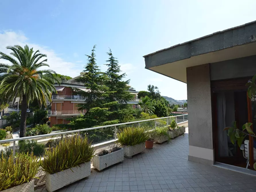 Immagine 11 di Attico in vendita  in via duca degli Abruzzi a San Remo