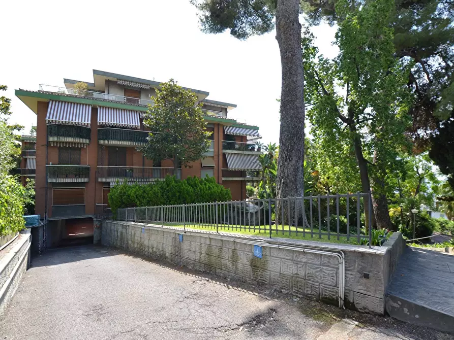 Immagine 21 di Attico in vendita  in via duca degli Abruzzi a San Remo