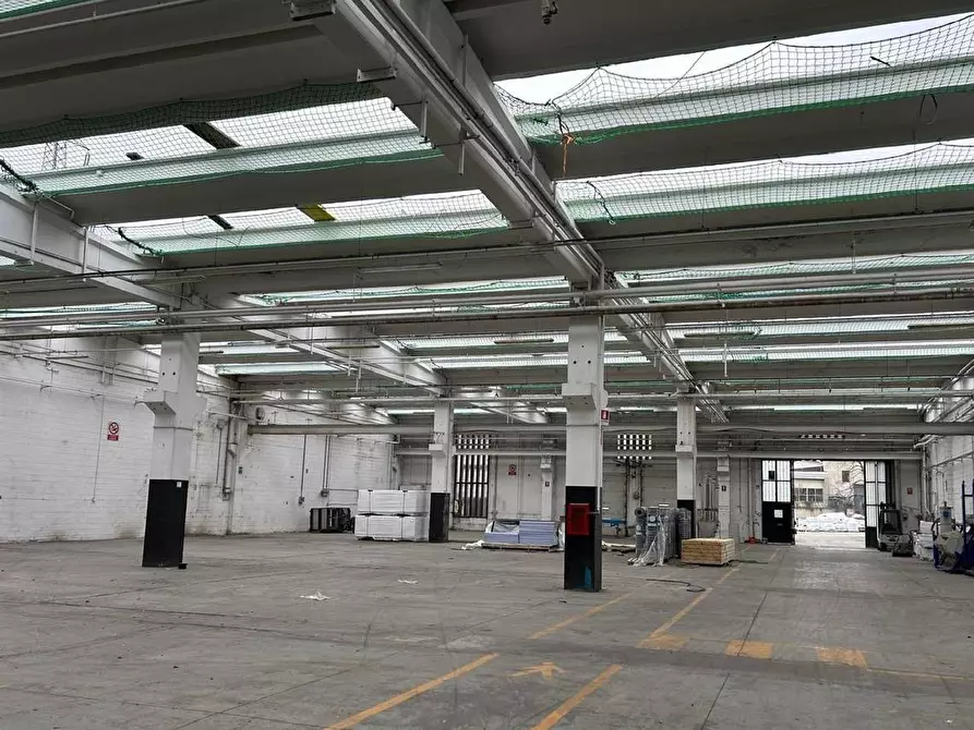 Immagine 5 di Capannone industriale in affitto  in Via Giovanni Verga a Settimo Torinese