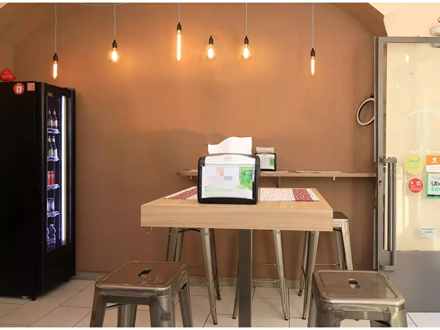 Immagine 13 di Attività commerciale in affitto  in Via San Massimo a Torino