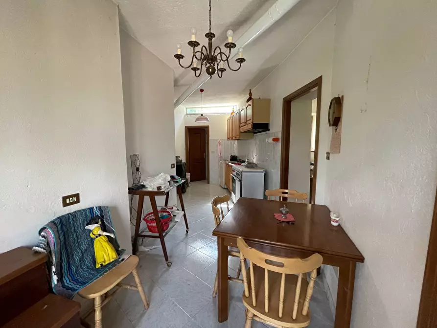 Immagine 6 di Palazzo in vendita  in Località Cardini a Roburent