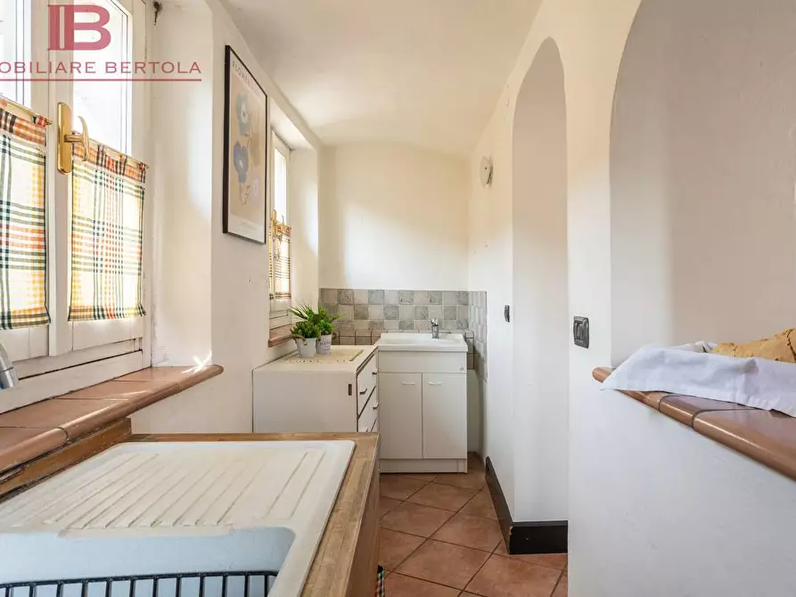 Immagine 21 di Appartamento in vendita  in Piazza dell'Olmo a Boves