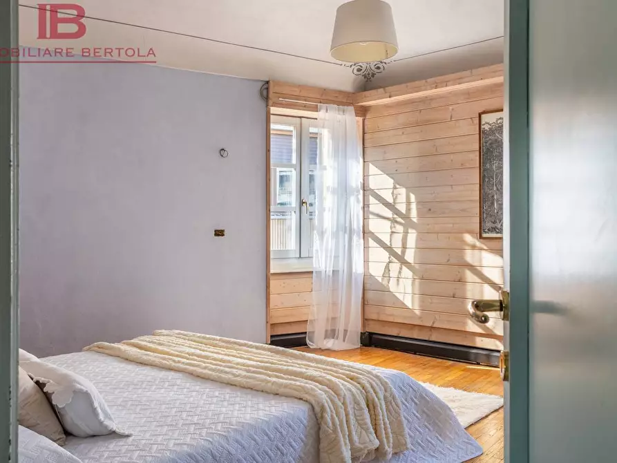 Immagine 28 di Appartamento in vendita  in Piazza dell'Olmo a Boves