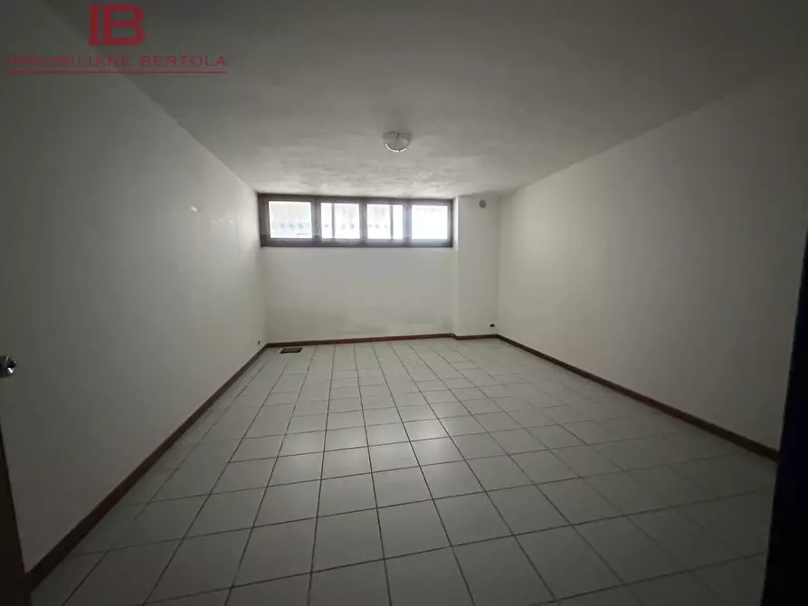 Immagine 4 di Appartamento in vendita  in corso mazzini a Borgo San Dalmazzo