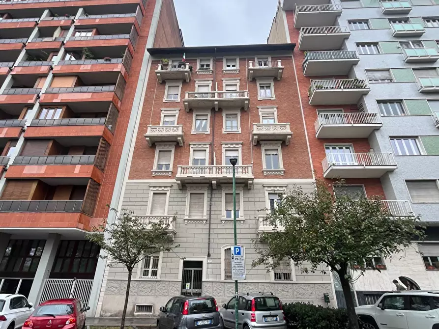 Immagine 25 di Appartamento in vendita  in Corso Massimo D'Azeglio a Torino