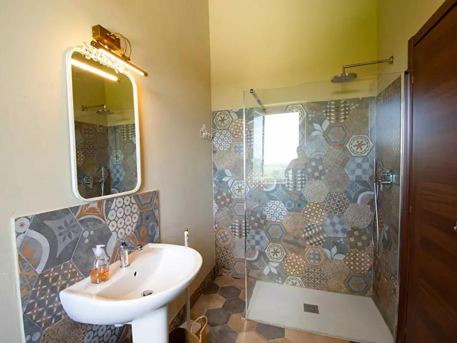 Immagine 23 di Casa indipendente in vendita  in borgata san Giorgio a Dogliani