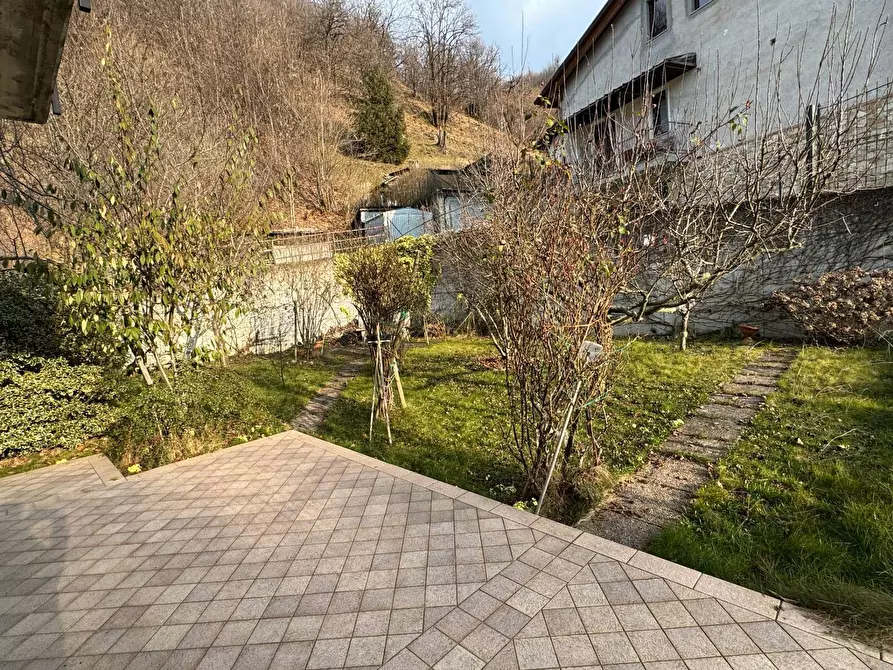 Immagine 13 di Appartamento in vendita  in Piazza San Luca a Roccaforte Mondovì