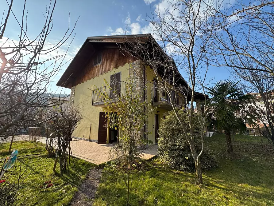 Immagine 15 di Appartamento in vendita  in Piazza San Luca a Roccaforte Mondovì