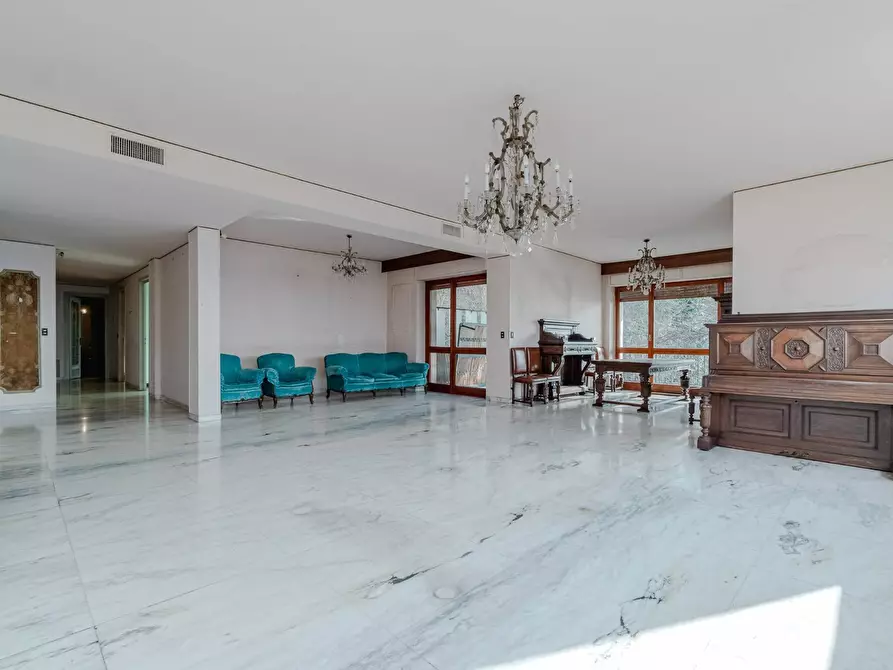 Immagine 6 di Appartamento in vendita  in strada delle terrazze a Torino