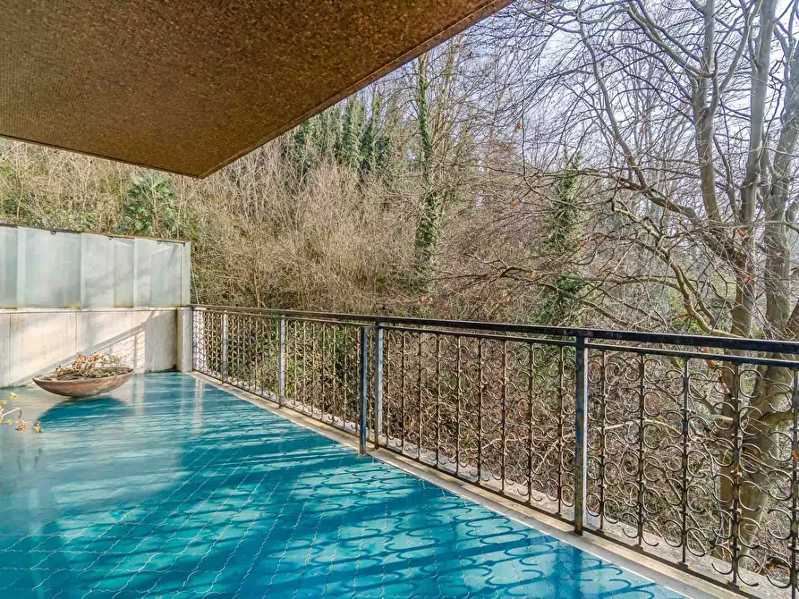 Immagine 7 di Appartamento in vendita  in strada delle terrazze a Torino