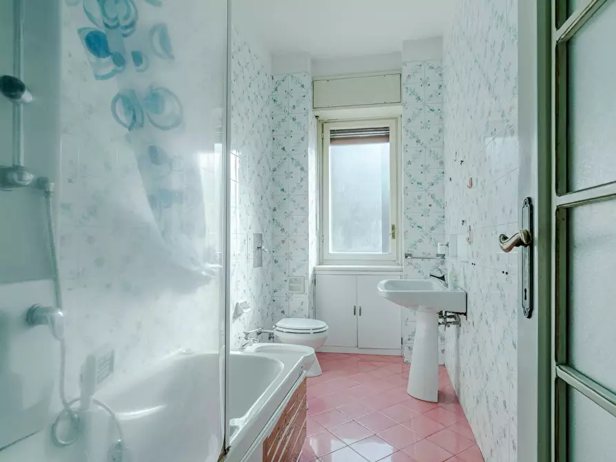 Immagine 18 di Appartamento in vendita  in strada delle terrazze a Torino