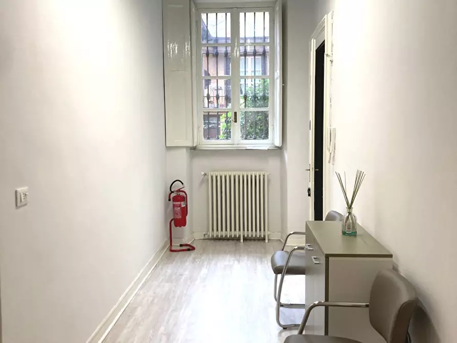 Immagine 4 di Ufficio in affitto  in Via Passalacqua a Torino