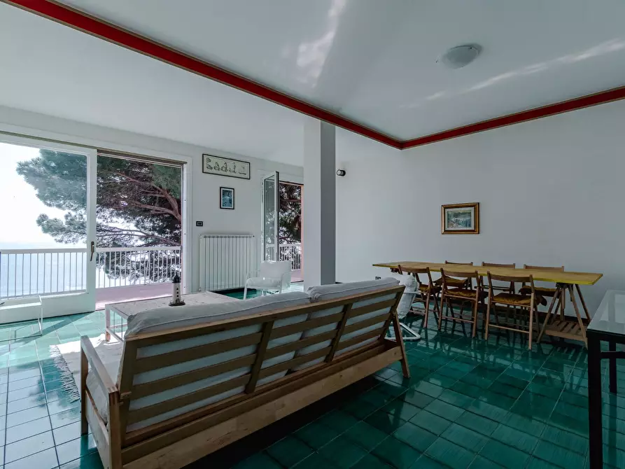 Immagine 9 di Appartamento in vendita  in via della torretta a Arenzano