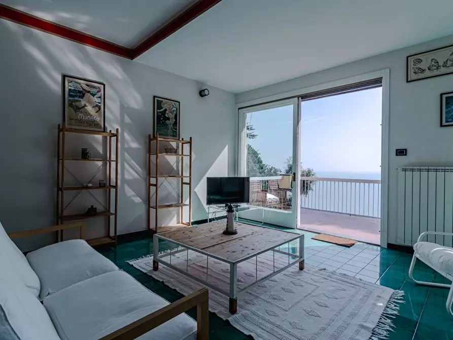 Immagine 13 di Appartamento in vendita  in via della torretta a Arenzano