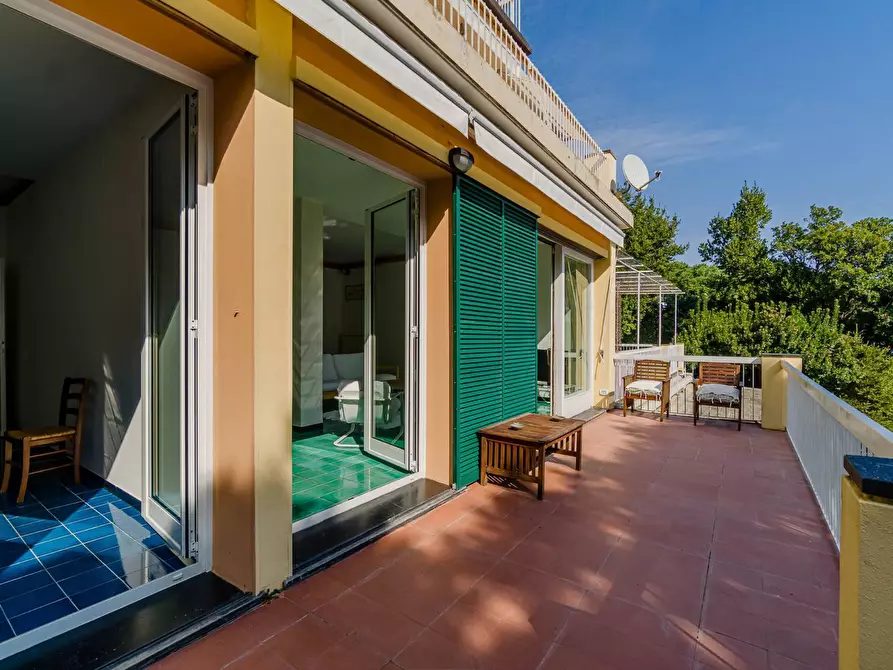 Immagine 14 di Appartamento in vendita  in via della torretta a Arenzano