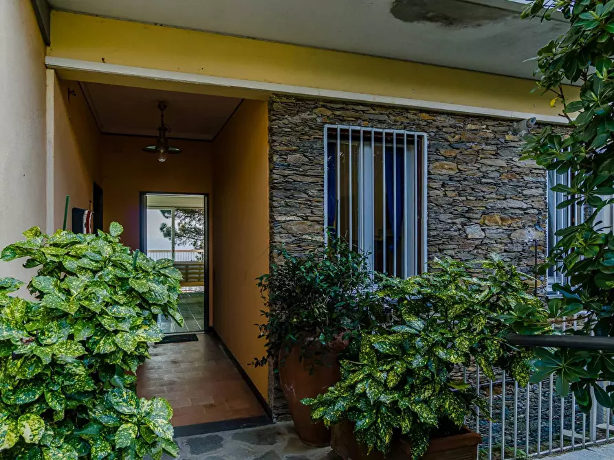 Immagine 5 di Appartamento in vendita  in via della torretta a Arenzano