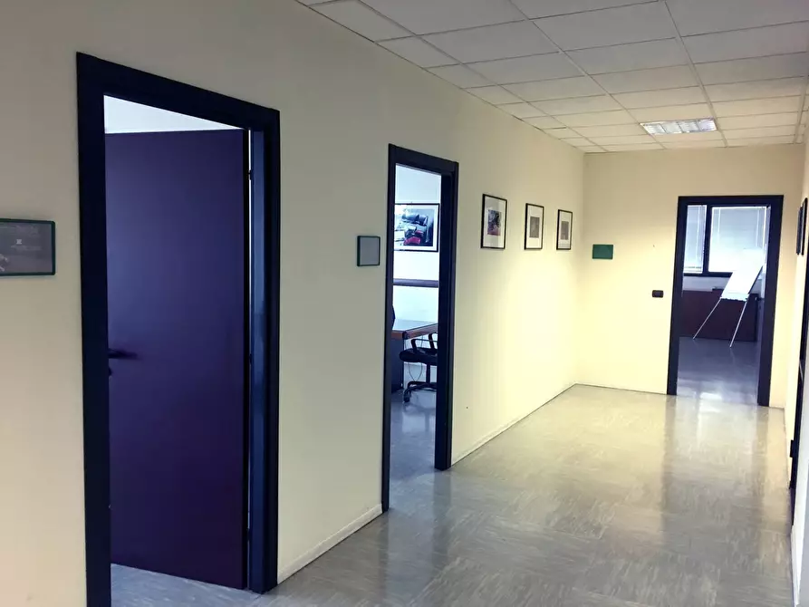 Immagine 11 di Palazzo in vendita  in Corso Cuneo a Venaria Reale