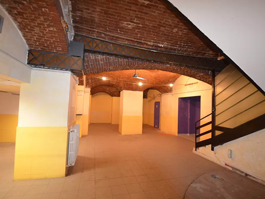 Immagine 20 di Showroom in vendita  in Corso Via Montebello a Torino