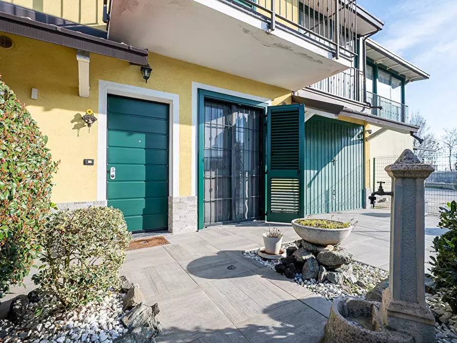 Immagine 3 di Villetta a schiera in vendita  in via Fratelli Bandiera a Rivalta Di Torino