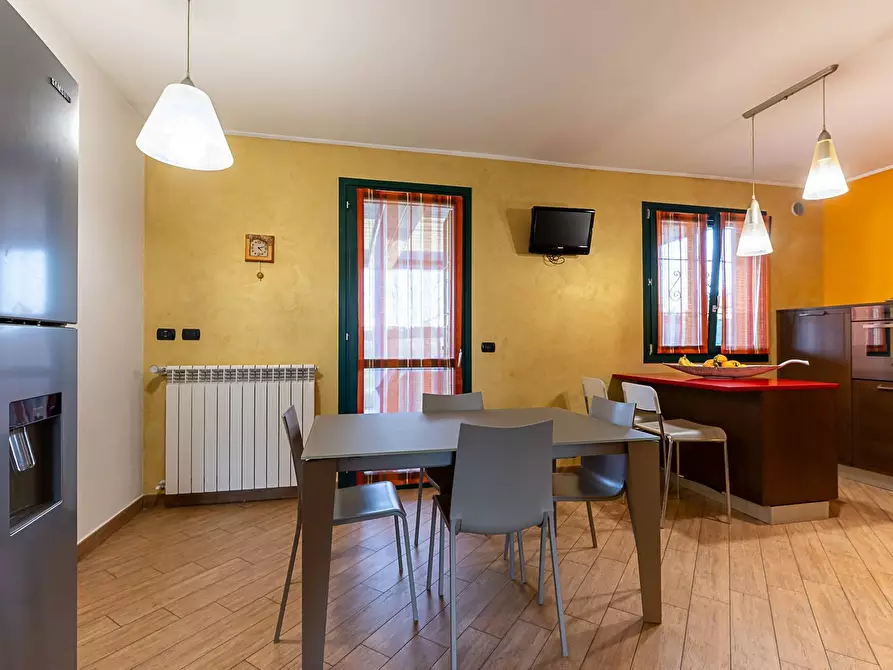 Immagine 11 di Villetta a schiera in vendita  in via Fratelli Bandiera a Rivalta Di Torino