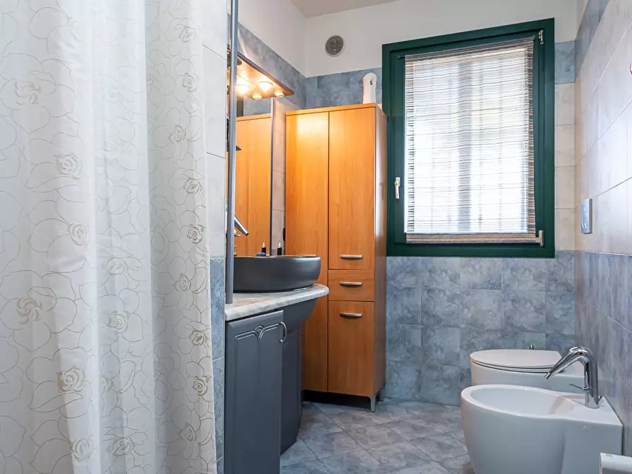 Immagine 15 di Villetta a schiera in vendita  in via Fratelli Bandiera a Rivalta Di Torino