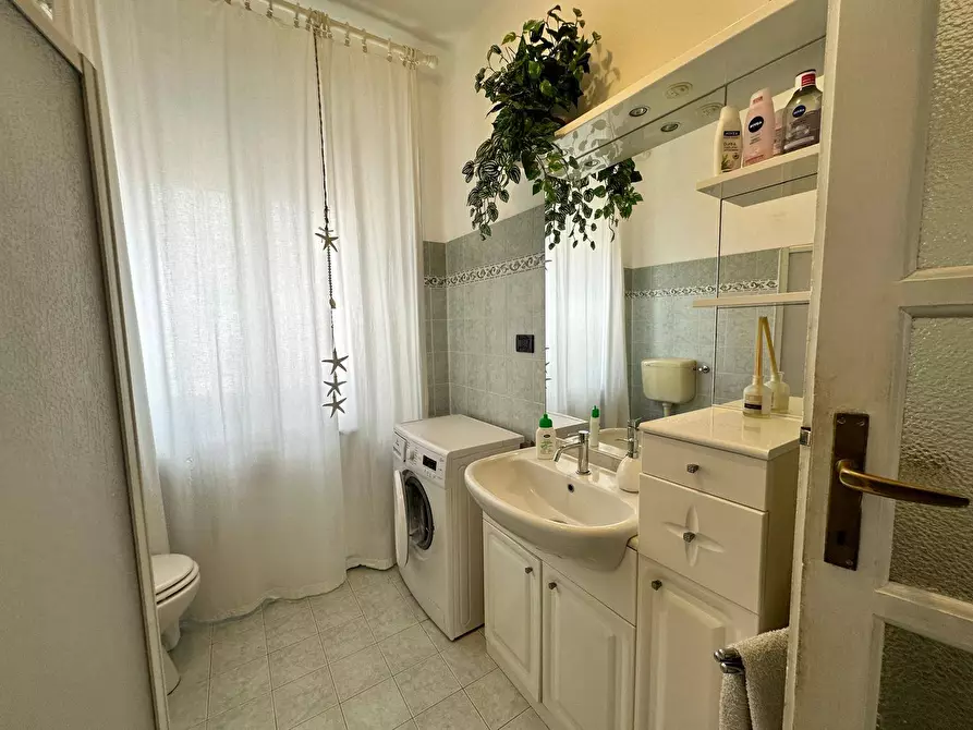 Immagine 21 di Appartamento in vendita  in via leonardo da Vinci a Alassio