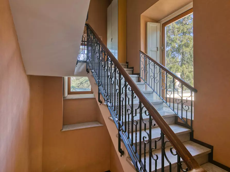 Immagine 10 di Appartamento in vendita  in Strada Superga a Torino