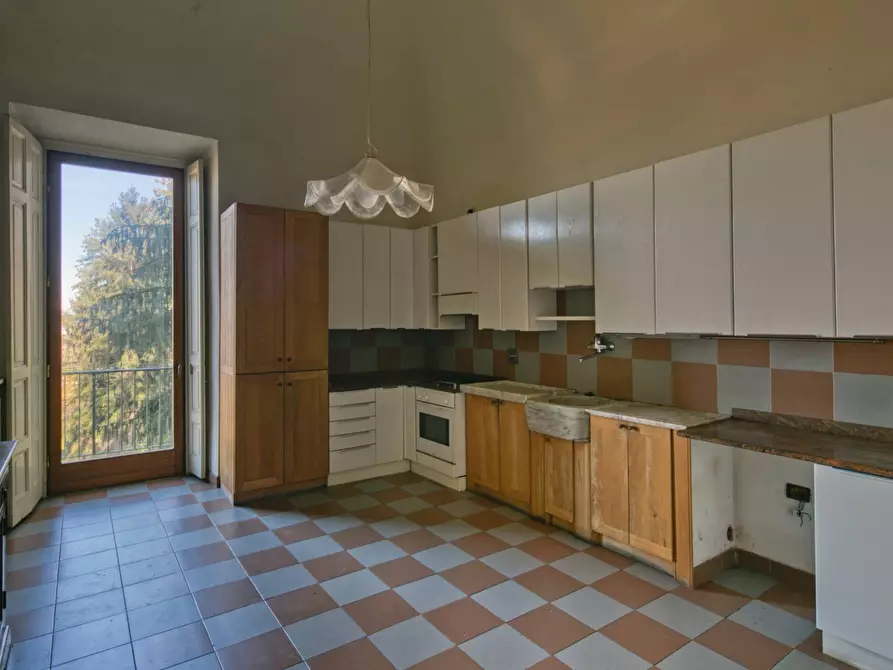 Immagine 12 di Appartamento in vendita  in Strada Superga a Torino