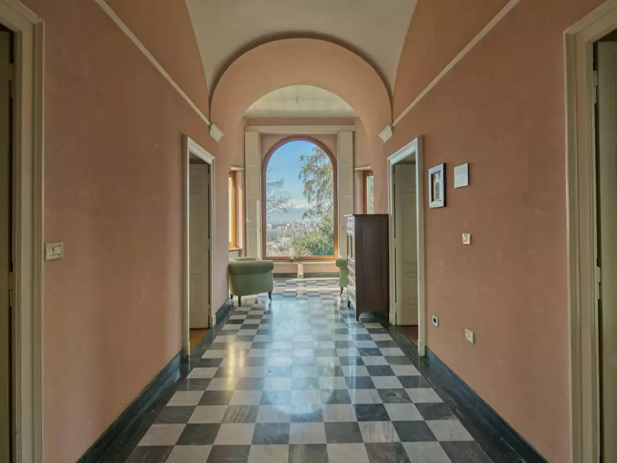 Immagine 8 di Appartamento in vendita  in Strada Superga a Torino