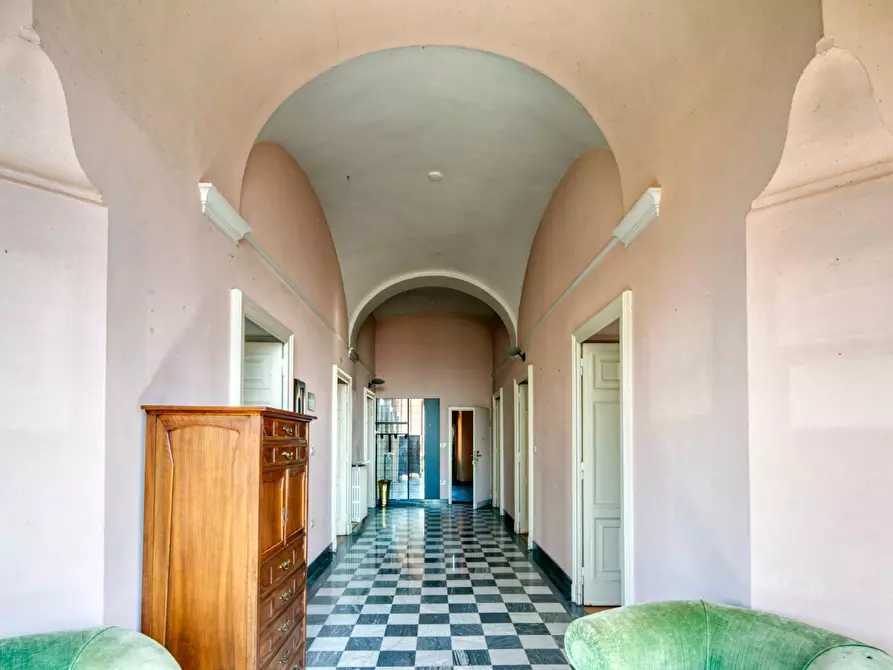 Immagine 14 di Appartamento in vendita  in Strada Superga a Torino