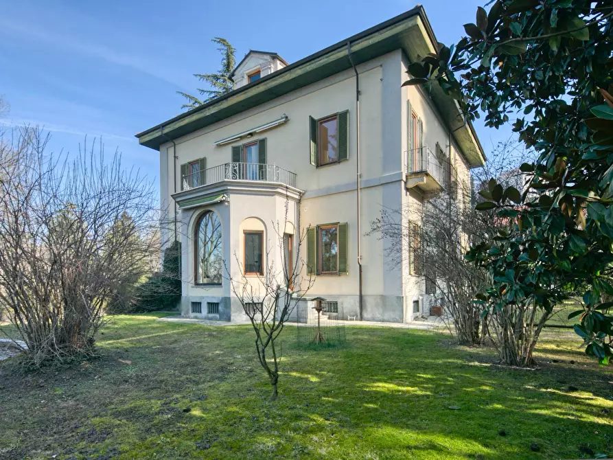 Immagine 6 di Appartamento in vendita  in Strada Superga a Torino