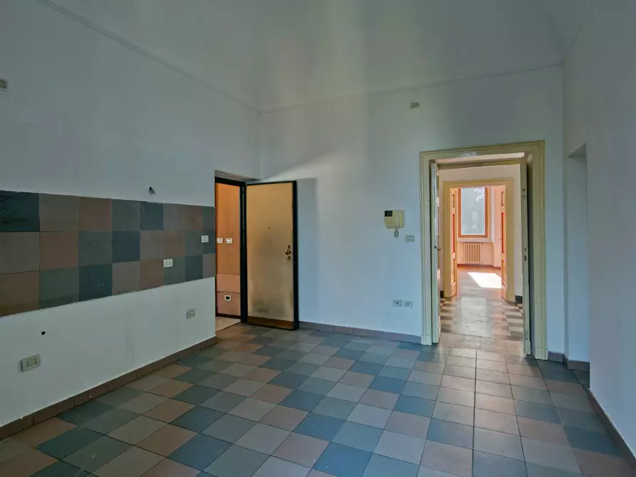 Immagine 11 di Appartamento in vendita  in Strada Superga a Torino